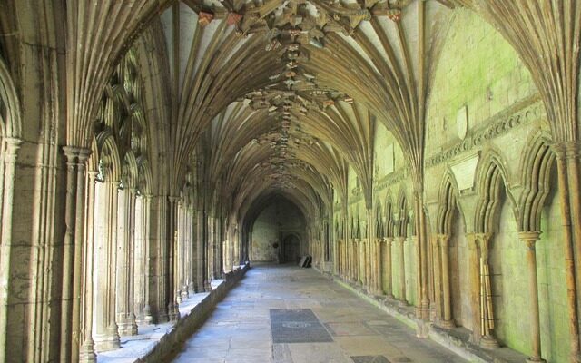 Англіканство: історія, структура та богословські особливості 7 cathedral 1644586 640