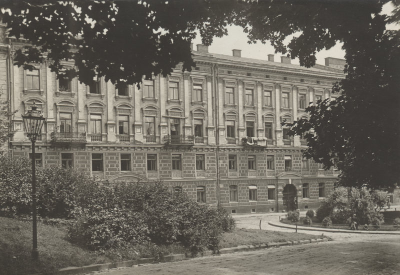 Львів як культурна та інтелектуальна столиця Галичини: місто ідей, освіти та національного руху 3 l