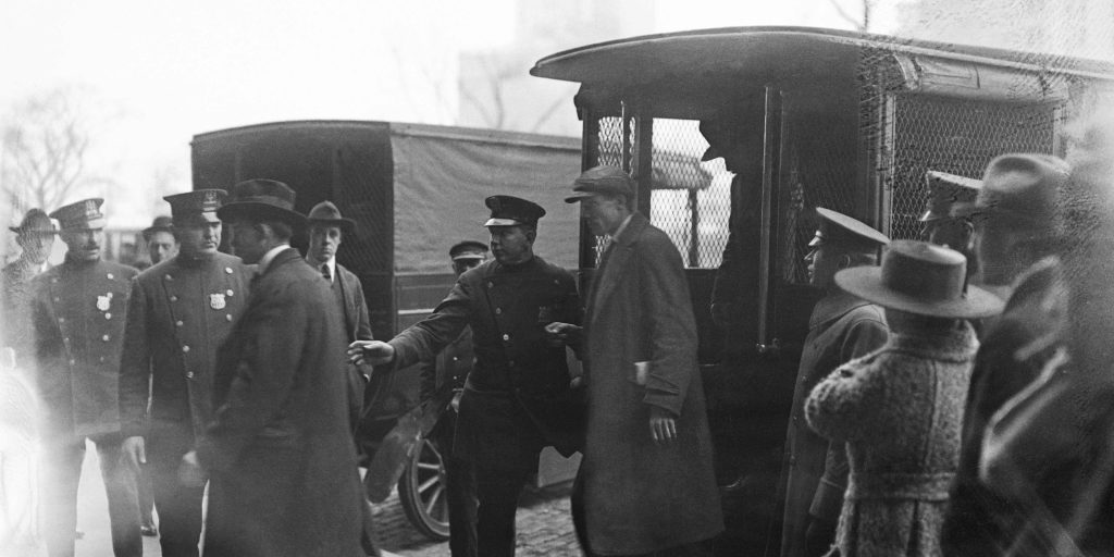 Перша «червона паніка» у США 1919–1920 років: страх перед комунізмом і революцією 3 llf
