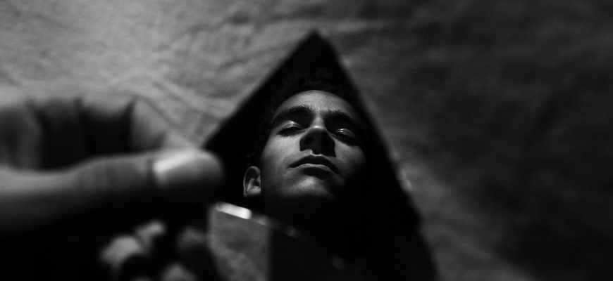 simedblack mirror 3864155